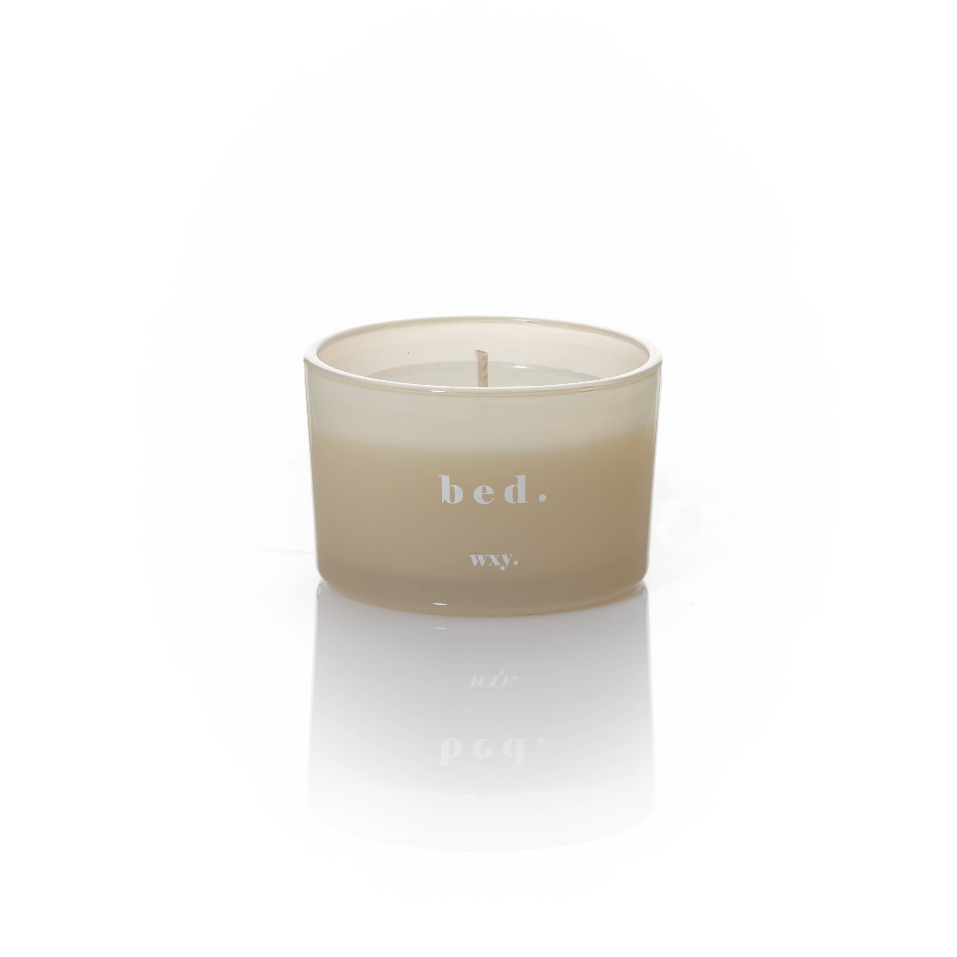 Warm Musk + Black Vanilla Bed Duftkerze, 85 g